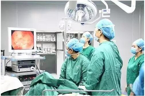 治愈不孕不育的“金钥匙” 宫腹腔镜联合COOK导丝(图1)